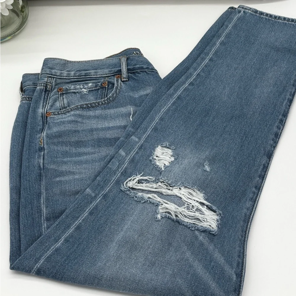 American Eagle Women’s Distressed Button-fly Straight Leg Jeans 14Long - Picture 1 of 13